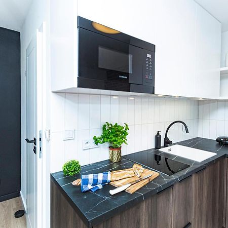 Mianowskiego 24 Red - Wifi Smart Tv W Pelni Wyposazona Kuchnia Varşovia Exterior foto